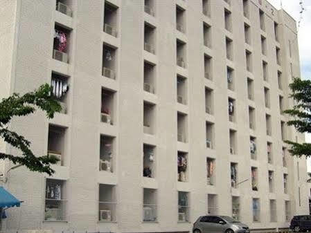City Mansion Bangkok Esterno foto